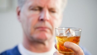 πώς να σταματήσετε να πίνετε αλκοόλ μόνοι σας