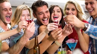 Πλεονεκτήματα και μειονεκτήματα των αλκοολούχων ποτών